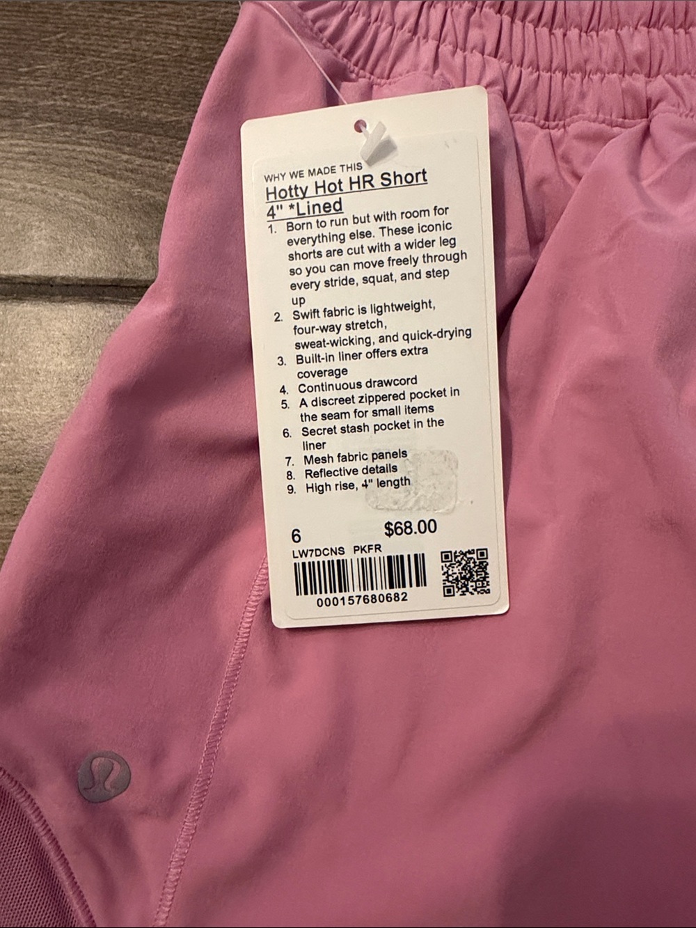 Lululemon Hotty Hot HR Short. 4 in. Size 6. NWT. Pink Frosting. - Picture 2 of 3